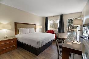 Riverfront Inn Roseburg