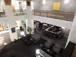 Lord Baltimore Hotel