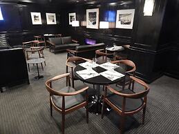 Lord Baltimore Hotel