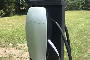 Ramada by Wyndham Savannah Gateway