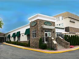 Clinton Inn Hotel & Event Center