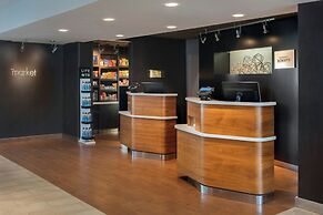 Courtyard by Marriott Philadelphia Devon/Villanova