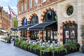 Radisson Blu Hotel, London Leicester Square