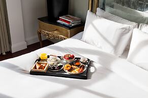 Radisson Blu Hotel, London Leicester Square