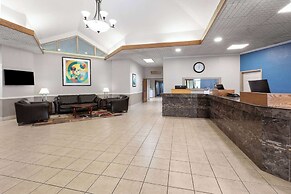 Baymont Inn and Suites by Wyndham Farmington, MO