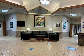 Baymont Inn and Suites by Wyndham Farmington, MO