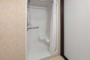 Baymont Inn and Suites by Wyndham Farmington, MO