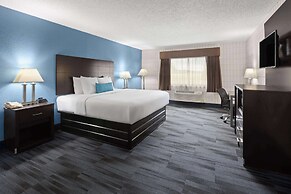 Baymont Inn and Suites by Wyndham Farmington, MO