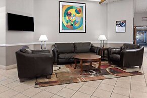 Baymont Inn and Suites by Wyndham Farmington, MO