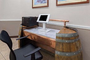 Baymont Inn and Suites by Wyndham Farmington, MO