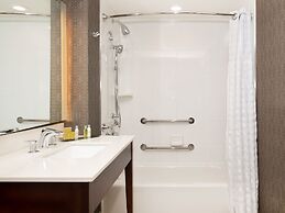 DoubleTree by Hilton Hotel & Suites Charleston Airport