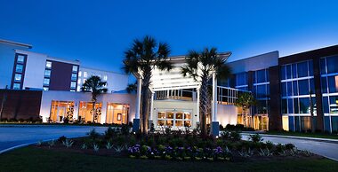 DoubleTree by Hilton Hotel & Suites Charleston Airport