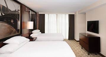 DoubleTree by Hilton Hotel & Suites Charleston Airport