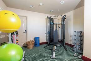 Flying Saddle Resort