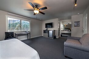 Flying Saddle Resort