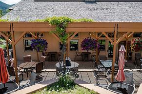 Flying Saddle Resort