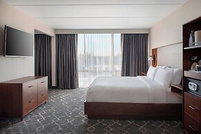 Four Points by Sheraton Philadelphia Northeast