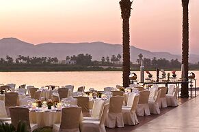 Hilton Luxor Resort & Spa