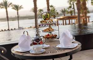 Hilton Luxor Resort & Spa