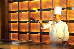 Hilton Luxor Resort & Spa