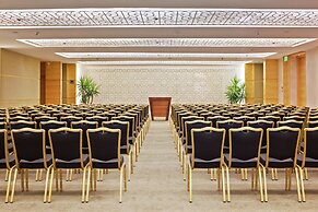 Hilton Luxor Resort & Spa