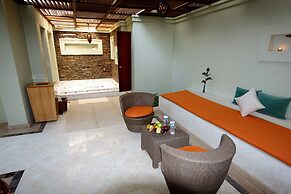 Hilton Luxor Resort & Spa