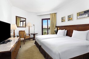 Hilton Luxor Resort & Spa