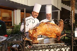 Hilton Luxor Resort & Spa