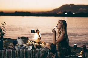 Hilton Luxor Resort & Spa