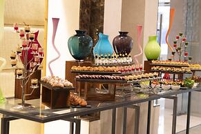 Hilton Luxor Resort & Spa