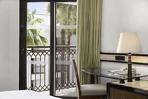 Hilton Luxor Resort & Spa