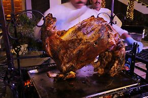 Hilton Luxor Resort & Spa