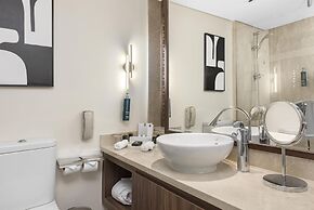 Hilton Luxor Resort & Spa