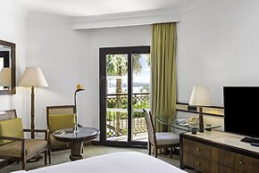 Hilton Luxor Resort & Spa
