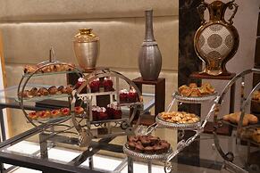 Hilton Luxor Resort & Spa