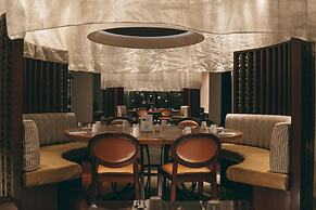 Hilton Luxor Resort & Spa