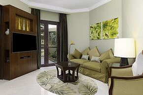 Hilton Luxor Resort & Spa