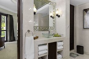 Hilton Luxor Resort & Spa