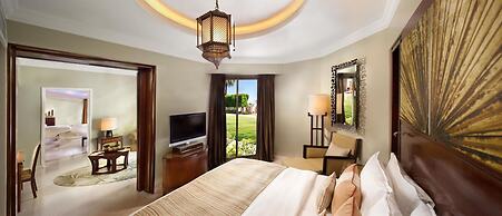 Hilton Luxor Resort & Spa