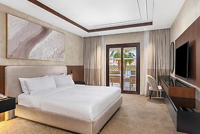 Hilton Luxor Resort & Spa