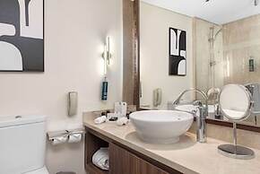 Hilton Luxor Resort & Spa