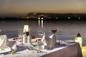 Hilton Luxor Resort & Spa