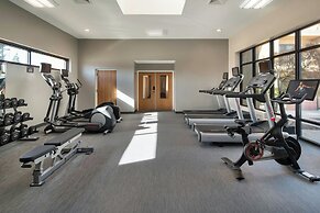 Courtyard by Marriott Bakersfield