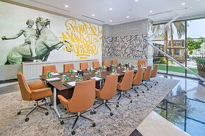 Le Meridien Abu Dhabi