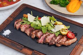 Le Meridien Abu Dhabi