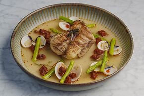 Le Meridien Abu Dhabi