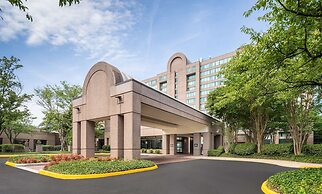 Hilton Fairfax