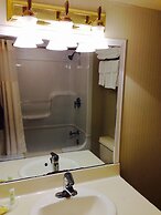 Quality Inn & Suites Garden of the Gulf