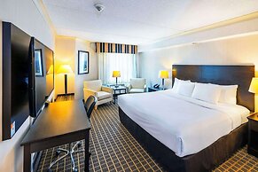 Quality Inn & Suites Garden of the Gulf