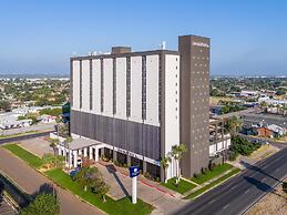 DoubleTree by Hilton Laredo